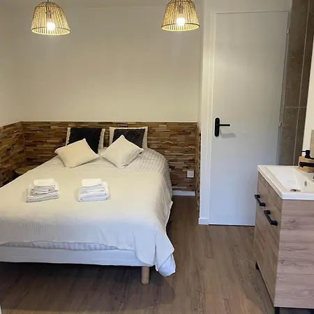 Ferienhaus House In Forest Proche Gr And Circuit Saint-Mars-la-Briere