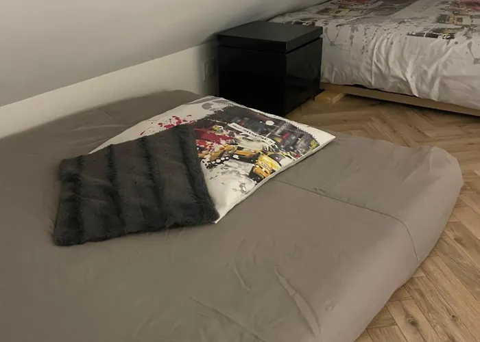 House In Forest Proche Gr And Circuit Saint-Mars-la-Briere